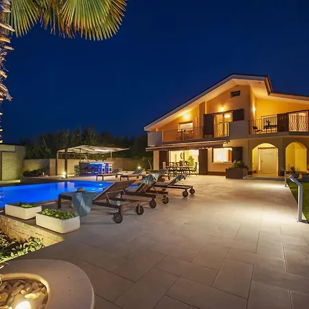 Montericco Villa *